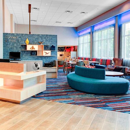 Fairfield Inn & Suites By Marriott Cape Cod Hyannis Exterior photo